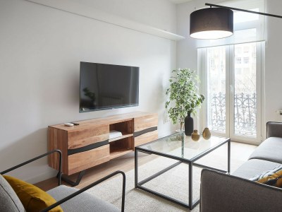 Apartment Autonomia | The  Rentals Collection - Features photo 5