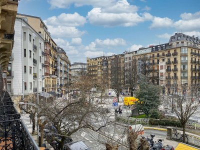 Apartment Autonomia | The  Rentals Collection - Environment photo 21