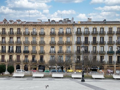 Apartment Autonomia | The  Rentals Collection - Environment photo 22