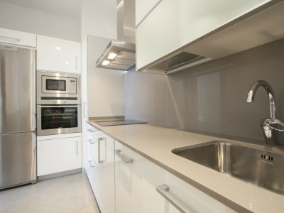 Apartment Avenida II | The Rentals Collection - Features photo 9