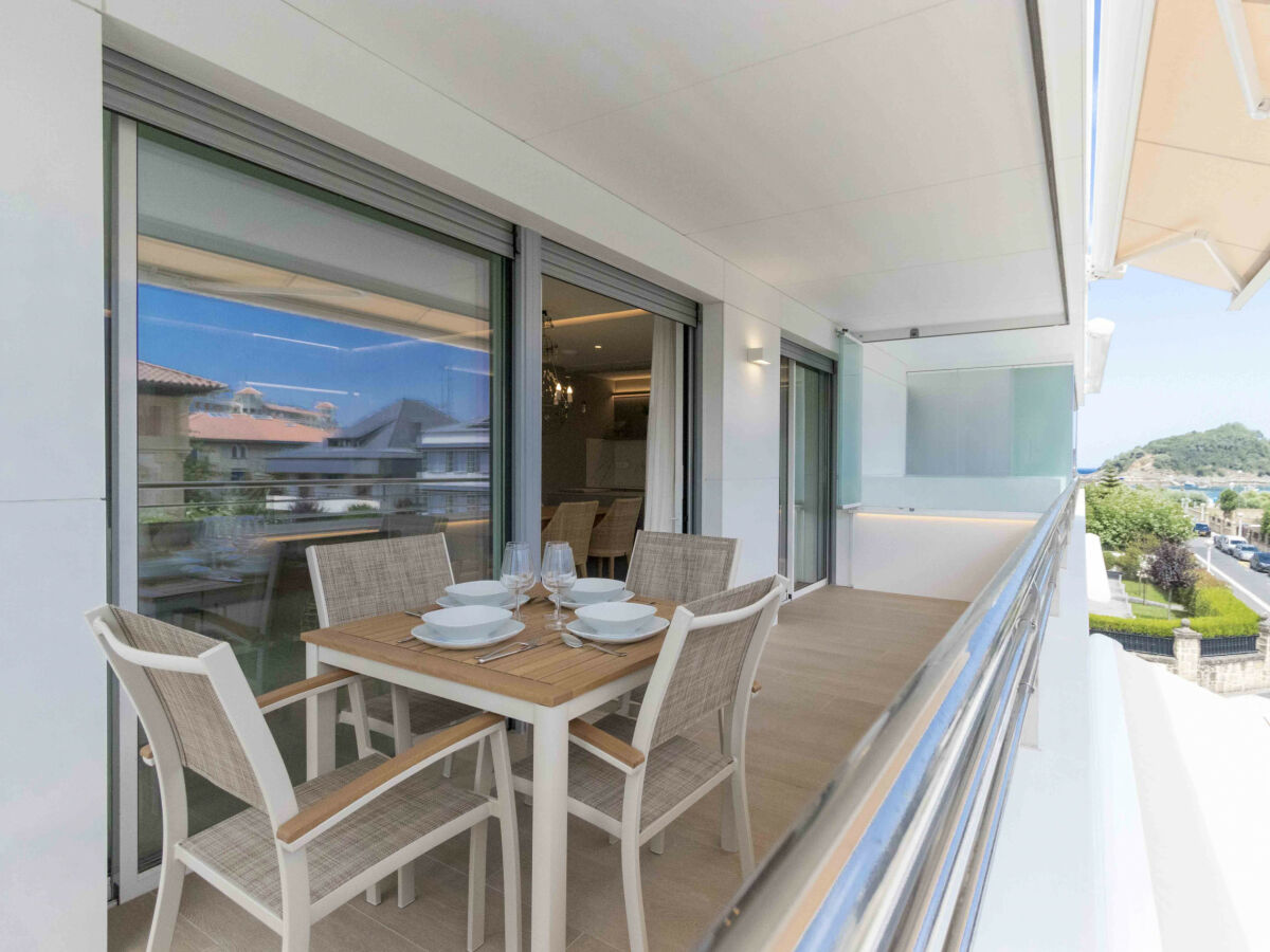 Apartment Brunet V | The Rentals Collection