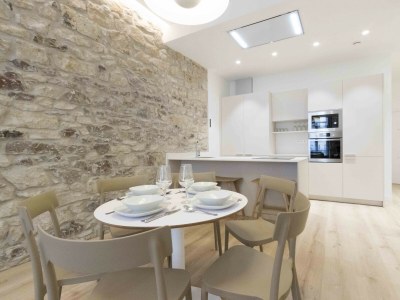 Apartment Buen Pastor III - The Rentals Collection - Features photo 8