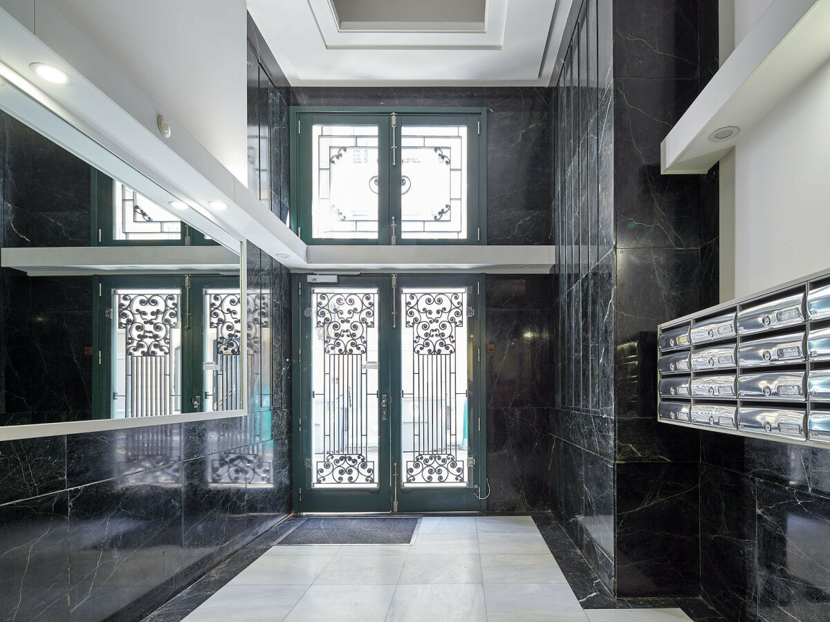 Apartment Chicago | The Rentals Collection - Outdoor photo 3