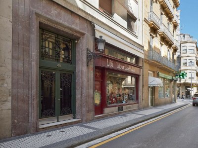 Apartment Chicago | The Rentals Collection - Outdoor photo 5