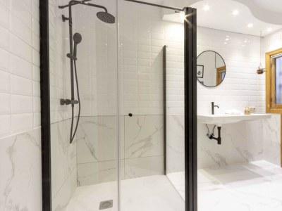 Apartment Easo | The Rentals Collection - Features photo 17