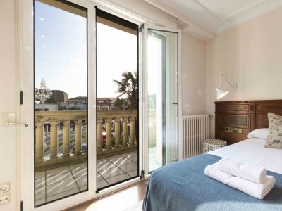 Apartment Elkano | The Rentals Collection - Features photo 15