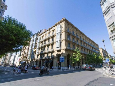 Apartment Gallery | The Rentals Collection - Outdoor photo 4