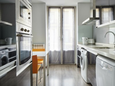 Apartment Gros Arena I | The Rentals Collection - Features photo 9