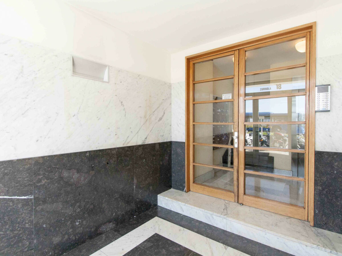 Apartment Gros Beach | The Rentals Collection - Outdoor photo 2