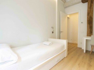 Apartment Hondartza II | The Rentals Collection - Features photo 18