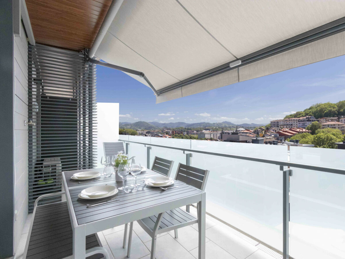 Apartment Issar - The Rentals Collection - Outdoor photo 3