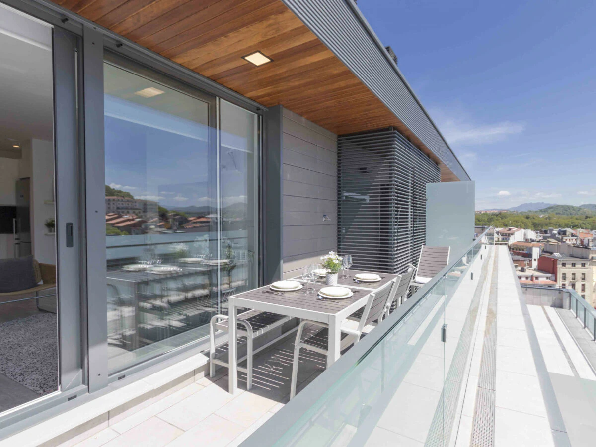 Apartment Issar - The Rentals Collection - Outdoor photo 5