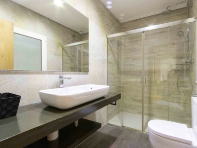 Apartment Legazpi | The Rentals Collection - Features photo 14