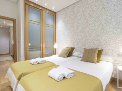 Apartment Legazpi | The Rentals Collection - Features photo 16