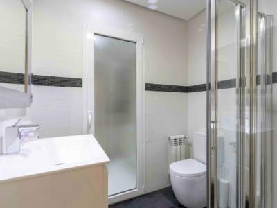 Apartment Legazpi | The Rentals Collection - Features photo 17