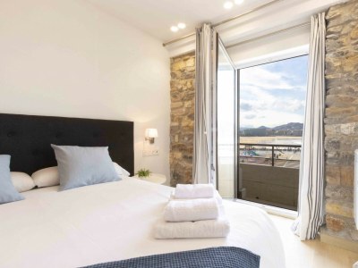 Apartment Monpas | The Rentals Collection - Features photo 8