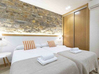 Apartment Monpas | The Rentals Collection - Features photo 13