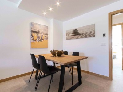 Apartment Moon - The Rentals Collection - Features photo 10