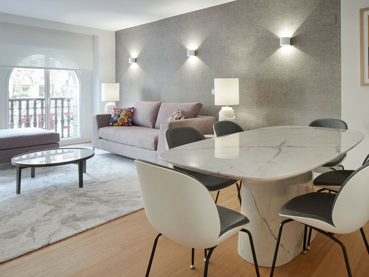 Apartment Olabar I | The Rentals Collection