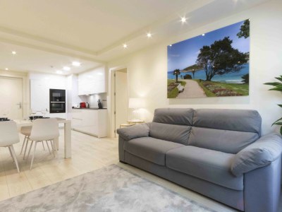 Apartment River | The Rentals Collection - Features photo 7