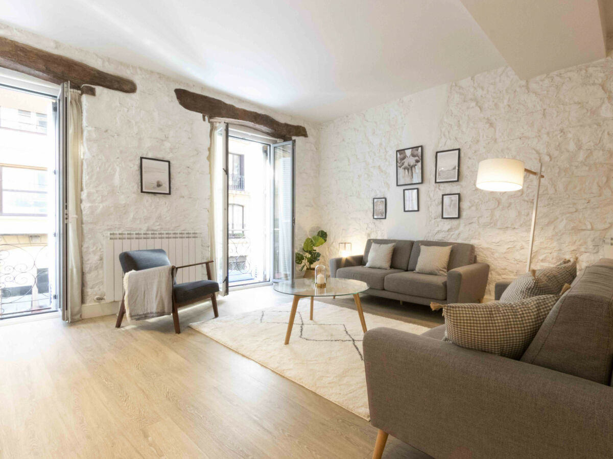 Apartment Spirit | The Rentals Collection - Features photo 5