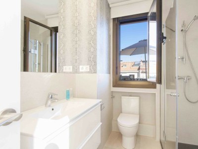 Apartment Sunset V | The Rentals Collection - Features photo 14