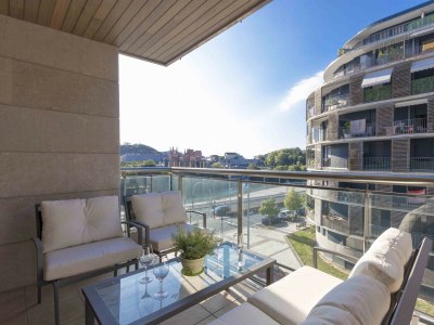 Apartment Urumea | The Rentals Collection in San Sebastián - Apartment