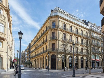 Apartment Vaumm | The Rentals Collection - Outdoor photo 7