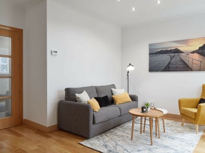 Apartment Vaumm | The Rentals Collection - Features photo 8