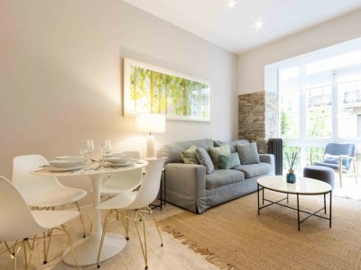 Apartment Wals | The Rentals Collection - Features photo 9