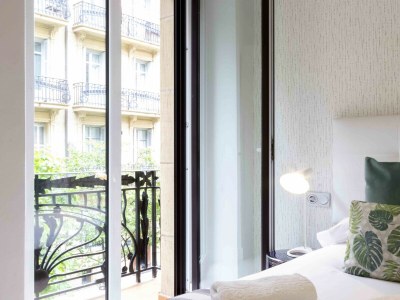 Apartment Wals | The Rentals Collection - Features photo 23