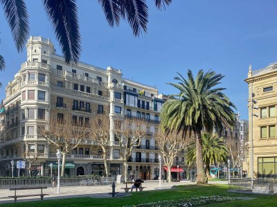 Apartment Opera | The Rentals Collection - Outdoor photo 6