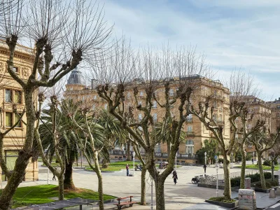 Apartment Opera | The Rentals Collection - Environment photo 34