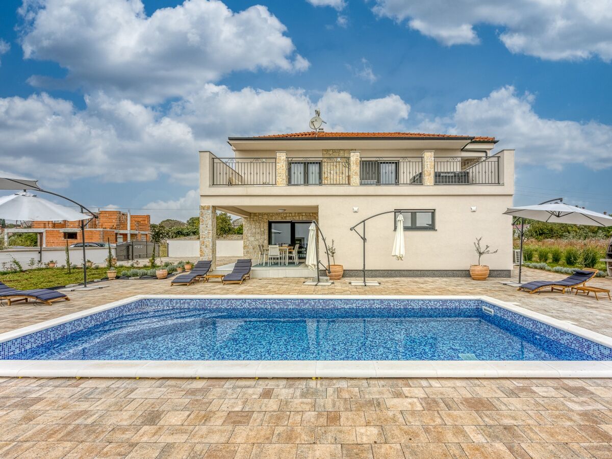 Villa Villa Klementina with Pool and Whirlpool - Outdoor photo 2