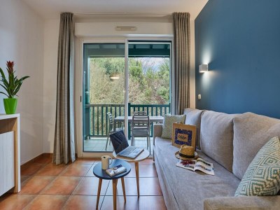 Holiday park Coastal Apartment with Terrace - Features photo 14