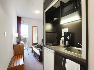 Holiday park Apartment in Lyon near Bioparc - Features photo 18