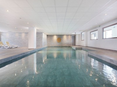 Holiday park Chalet in Paradiski mit Pool & Spa - Outdoor photo 40