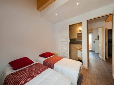 Chalet Chalet in Les Menuires by Les Trois Vallées - Features photo 6