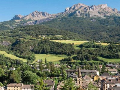 Holiday park Chalet in Praroustan mit Bergblick - Environment photo 31