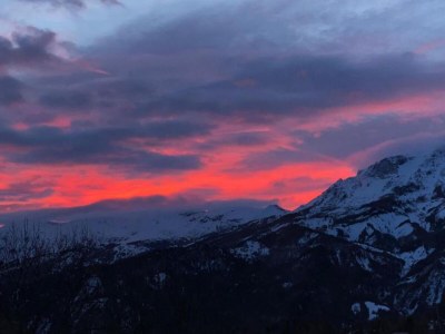 Holiday park Chalet in Praroustan mit Bergblick - Environment photo 36