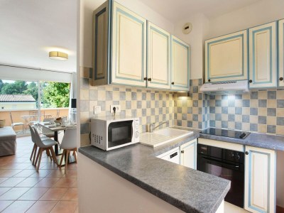 Holiday park Apartment in Gréoux-Les-Bains near Lakes - Features photo 11