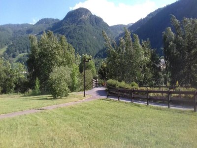 Holiday park Apartment in French Alps with Heated Pool - Environment photo 24