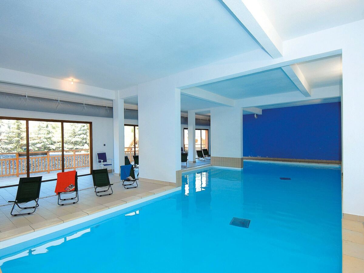 Holiday park Chalet am Hang in Vars - Outdoor photo 2