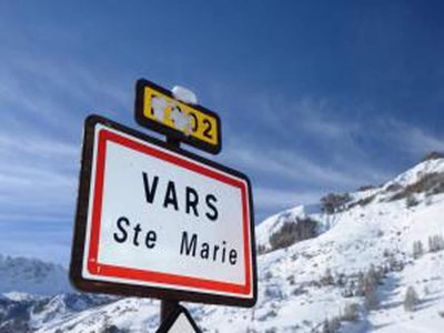 Holiday park Chalet am Hang in Vars - Environment photo 35