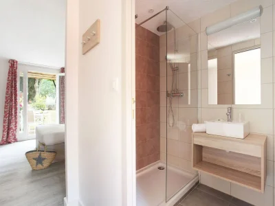 Holiday park Resort in Arles mit Pools nahe Camargue - Features photo 13