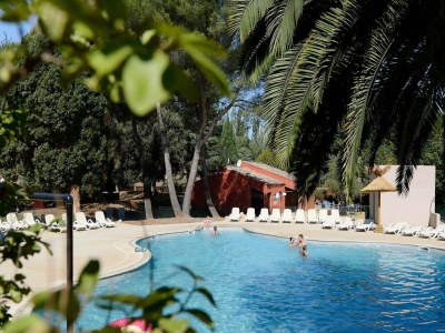 Holiday park Resort in Arles mit Pools nahe Camargue - Outdoor photo 30