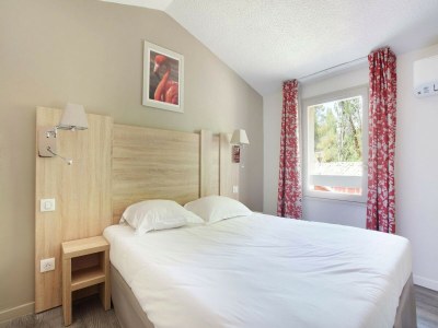 Holiday park Resort in Arles near Camargue Flamingos - Features photo 9