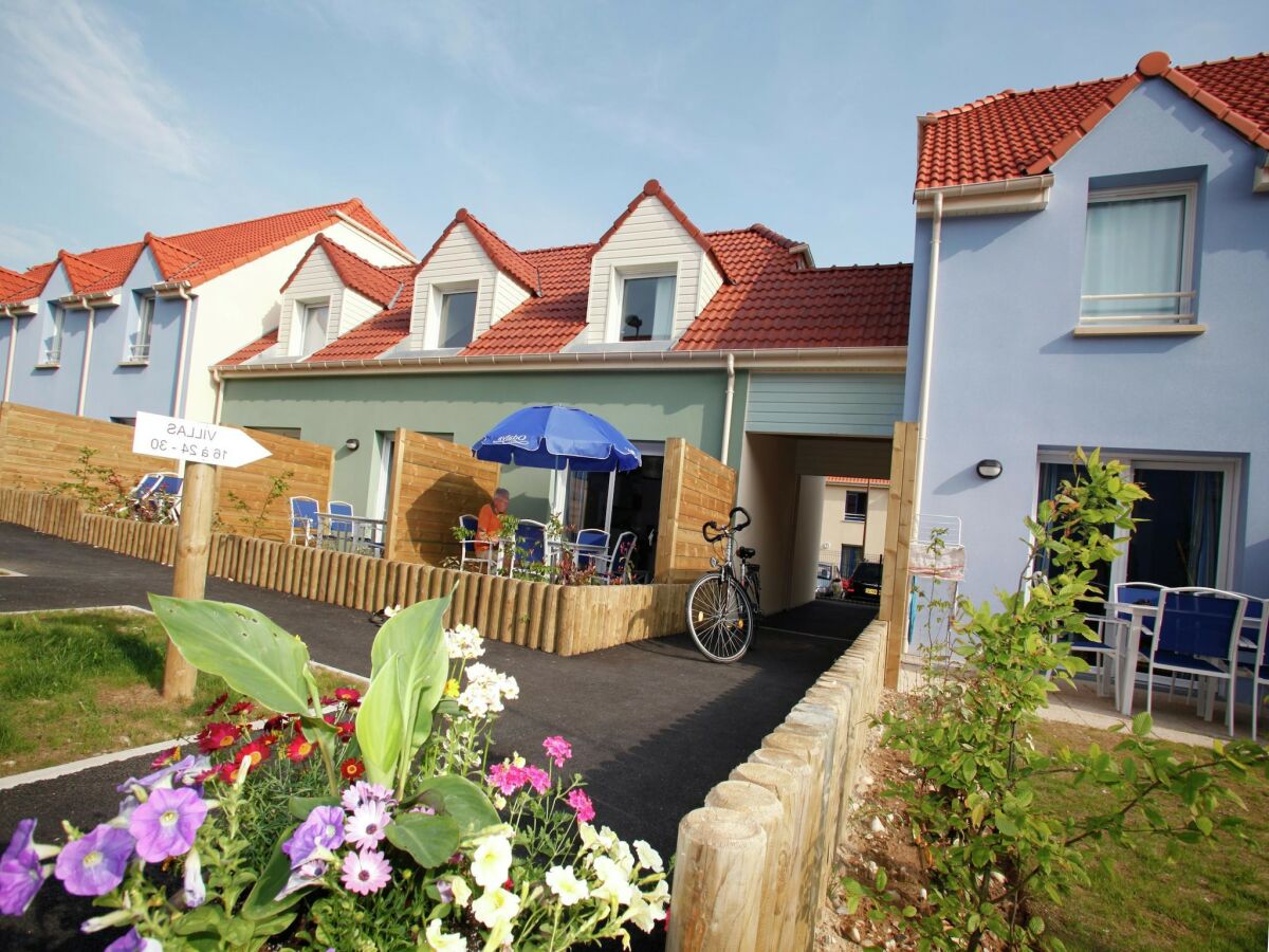 Holiday park Charmantes Haus in Strandnähe - Outdoor photo 5