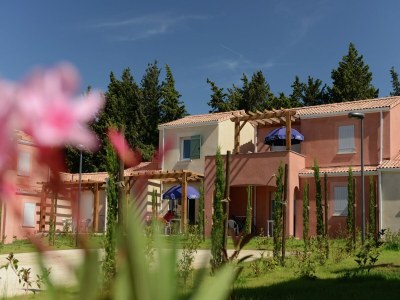 Holiday park Gemütliches Landhaus in Les Alpilles - Outdoor photo 5