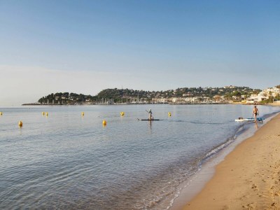 Holiday park Wohnung in Cavalaire-sur-Mer am Strand - Environment photo 14